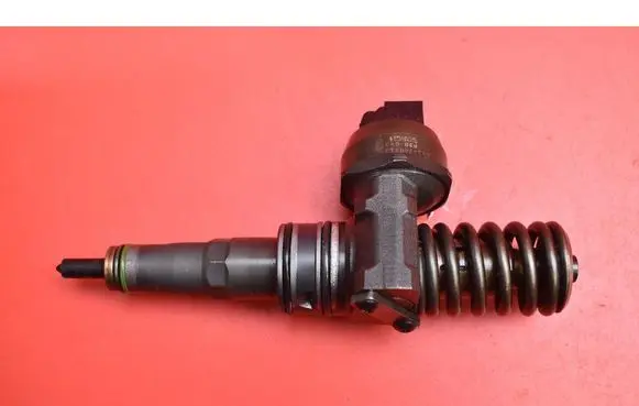 Audi A3 S3 A3 Sportback 8P Fuel injector 038130073BN