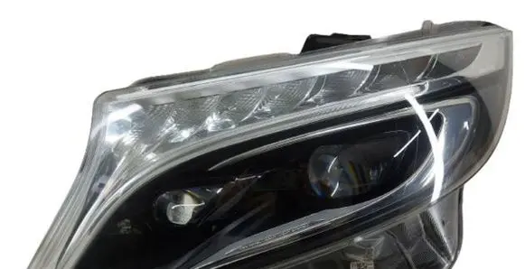 Mercedes-Benz V Class W447 Headlight/headlamp 4479061401