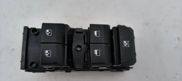 KIA Ceed Electric window control switch 93570j7120
