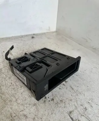Volkswagen PASSAT B7 Head unit multimedia control 5N0035341F 1000003007