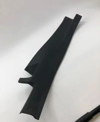 BMW X1 U11 Rear seat side bottom trim 9462087