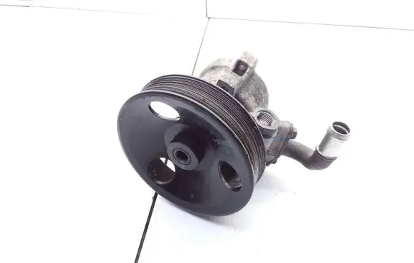 Opel Antara Power steering pump 2897B