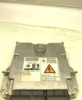 Nissan X-Trail T30 Engine control unit/module 5800454