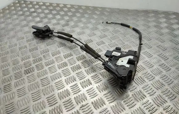 KIA Soul Front door lock 813202K010