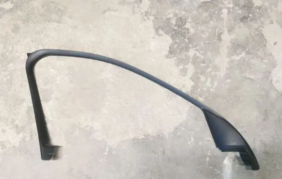 BMW X1 F48 F49 Front door glass trim molding 7350497