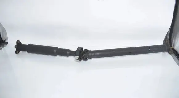 BMW 5 F10 F11 Drive shaft (set) 7631359 26107631359 8674202