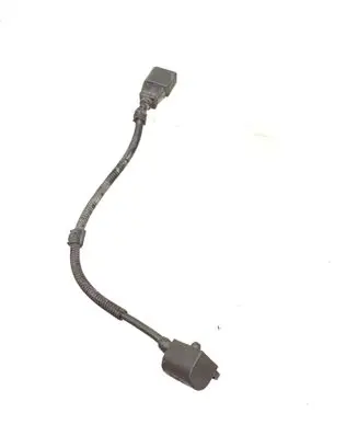 Volkswagen PASSAT B6 Camshaft position sensor 9805940 03L907601