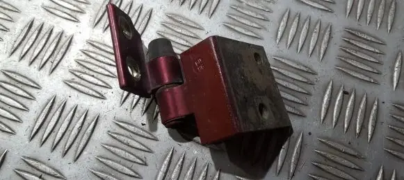 Peugeot 406 Front door upper hinge