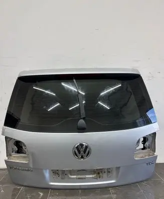 Volkswagen Touareg I Tailgate/trunk/boot lid 