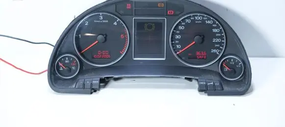 Audi A4 S4 B7 8E 8H Speedometer (instrument cluster)