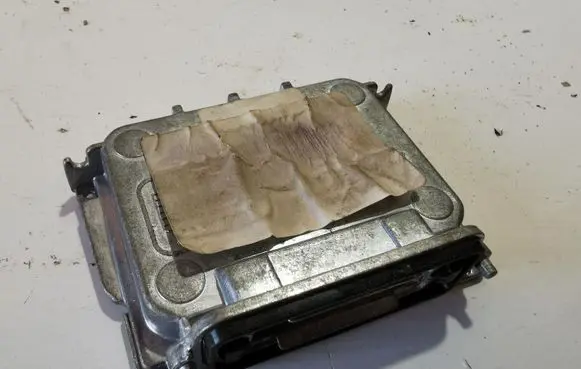 Volvo XC70 Headlight ballast module Xenon 89032335