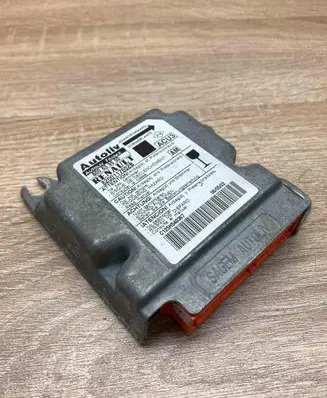 Renault Scenic I Airbag control unit/module 8200117652B 600639500