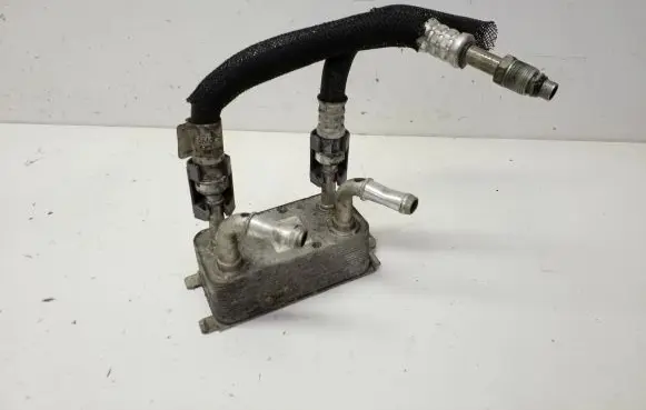 Ford Fusion II Gearbox / Transmission oil cooler DG937A095AD DG937A095
