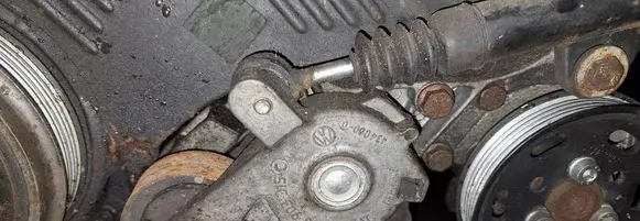 Audi A3 S3 8L Generator/alternator belt tensioner 038903315