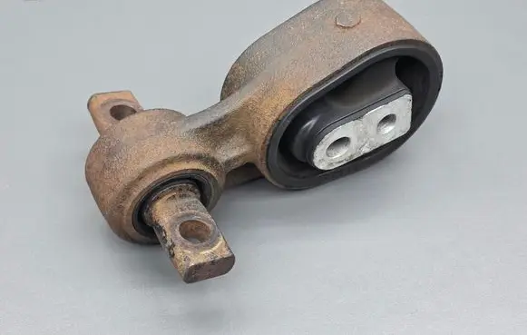 Honda Accord Engine mount bracket 50890TL0E01