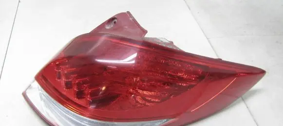 Hyundai Veloster Rear/tail lights