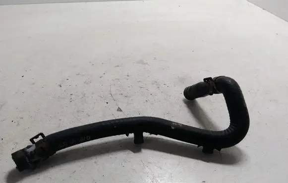 Audi A6 S6 C5 4B Engine coolant pipe/hose 8D0121107D