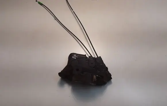 Toyota Prius (XW20) Front door lock 6903047060
