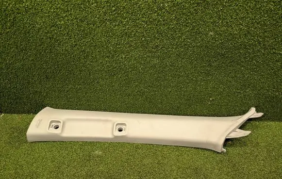 Mitsubishi Pajero (A) pillar trim 7210A089