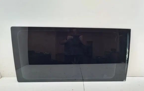 Mercedes-Benz Vito Viano W639 Side middle window/glass 43R000016