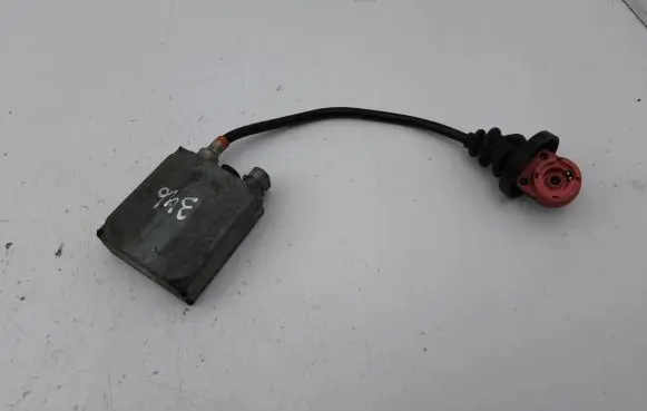 BMW X5 E53 Headlight ballast module Xenon 8386708 5DV00776041