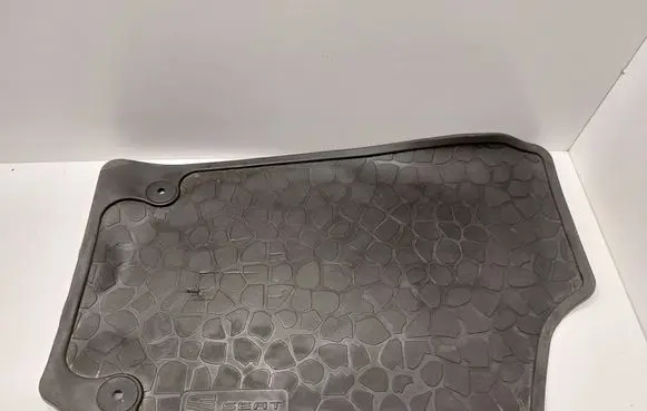 Seat Ibiza IV (6J,6P) Front floor mat 6J0061500041