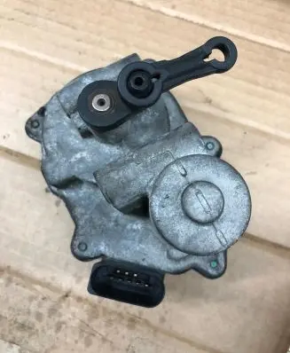 Audi TT TTS Mk2 Intake manifold valve actuator/motor 03L129086 A2C53248883 1042390S01