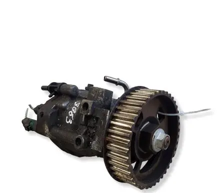 Renault Megane II Fuel injection high pressure pump 8200707450B 8200057225 R9042A0700