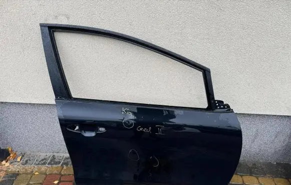 KIA Ceed Front door drzceed2rp