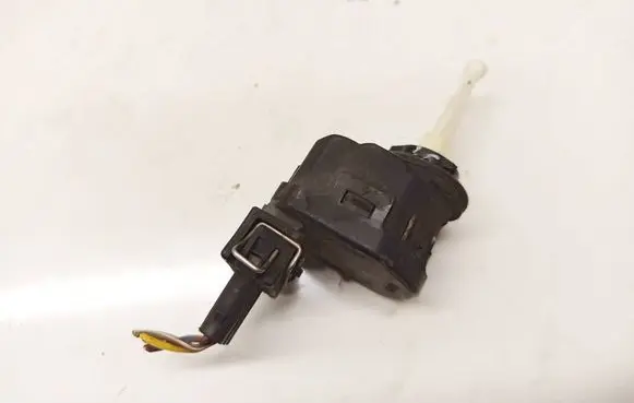 Volkswagen PASSAT B5 Headlight level adjustment motor 3b0941295a