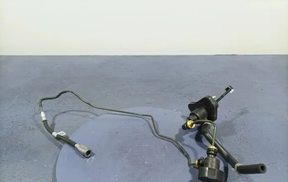 Hyundai i20 (PB PBT) Clutch master cylinder