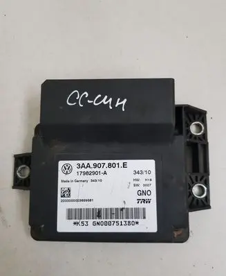Volkswagen PASSAT CC Hand brake control module 3AA907801E