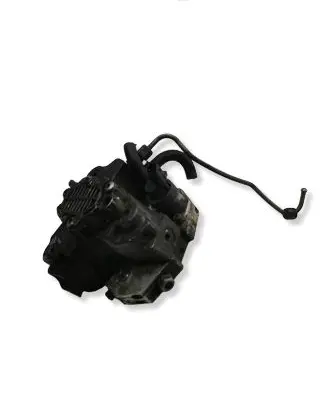 Volvo XC90 Fuel injection high pressure pump 060224 8689590 0445010043