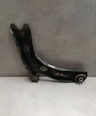 Volkswagen Golf VII Front lower control arm/wishbone 5Q0407151J