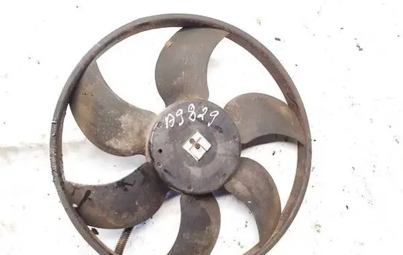 Renault Scenic I Radiator cooling fan shroud