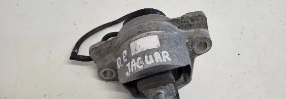 Jaguar XE Engine mount bracket 3618840