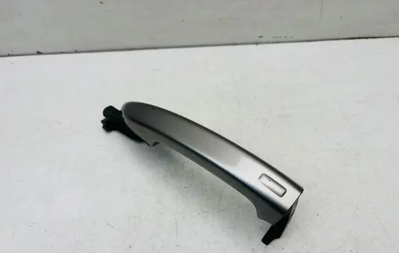 Volkswagen PASSAT B7 Front door exterior handle 3C0837209