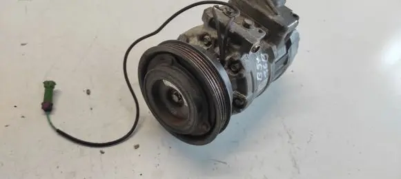 Volkswagen PASSAT B5.5 Air conditioning (A/C) compressor (pump) 8D0260808 4472208180 03CJ1595