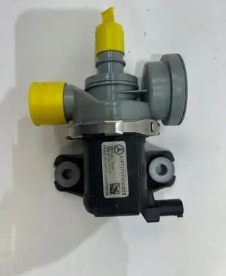 Mercedes-Benz GLE W167 Air conditioning (A/C) expansion valve A1674705300