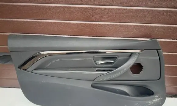BMW M4 F82 F83 Front door card panel trim