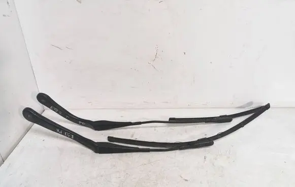 BMW 3 E92 E93 Front wiper blade arm 7253386