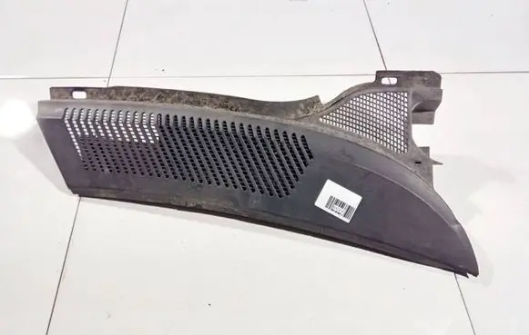 Renault Scenic I Wiper trim 8200050331