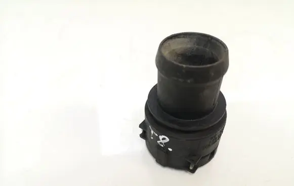 Volkswagen Transporter - Caravelle T5 Engine coolant pipe/hose 3B0122291C