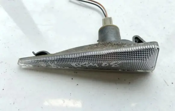 Renault Scenic II - Grand scenic II Front indicator light 