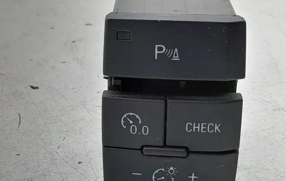 Audi Q7 4L Parking (PDC) sensor switch 4L1927123A