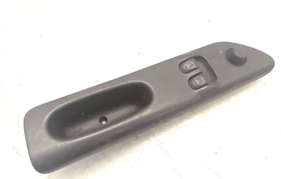 Renault Espace III Electric window control switch 7701708150