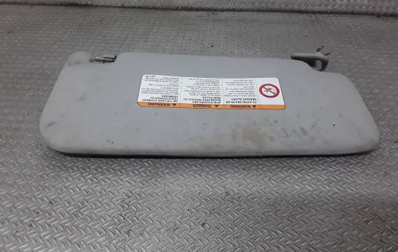 Sun visor