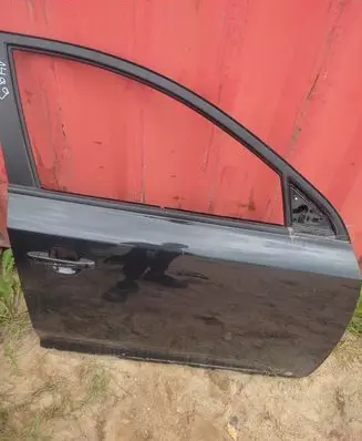 KIA Ceed Front door