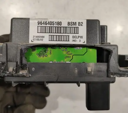 Peugeot 307 BSM Control unit 9646405180 21486988