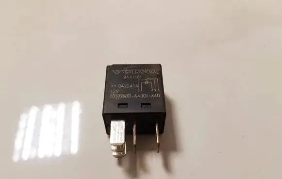 Volvo XC90 Other relay 9441161 TYCO-A4001-X40